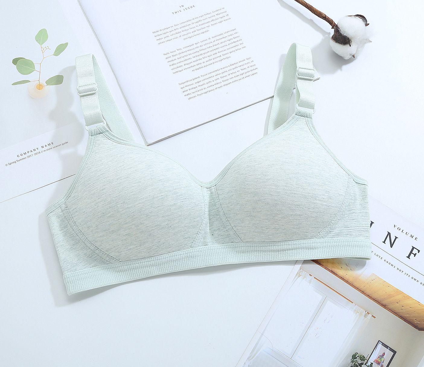 

Удобный бюстгальтер с формованными чашками без косточек для мам среднего и пожилого возраста 100B зелёный