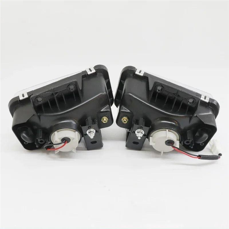 Car Front Bumper Fog Lights Turn Signal Light For Isuzu 700P ELF NPR N35 KV100 KV600 4HK1 04-010698-006 04-010698-005