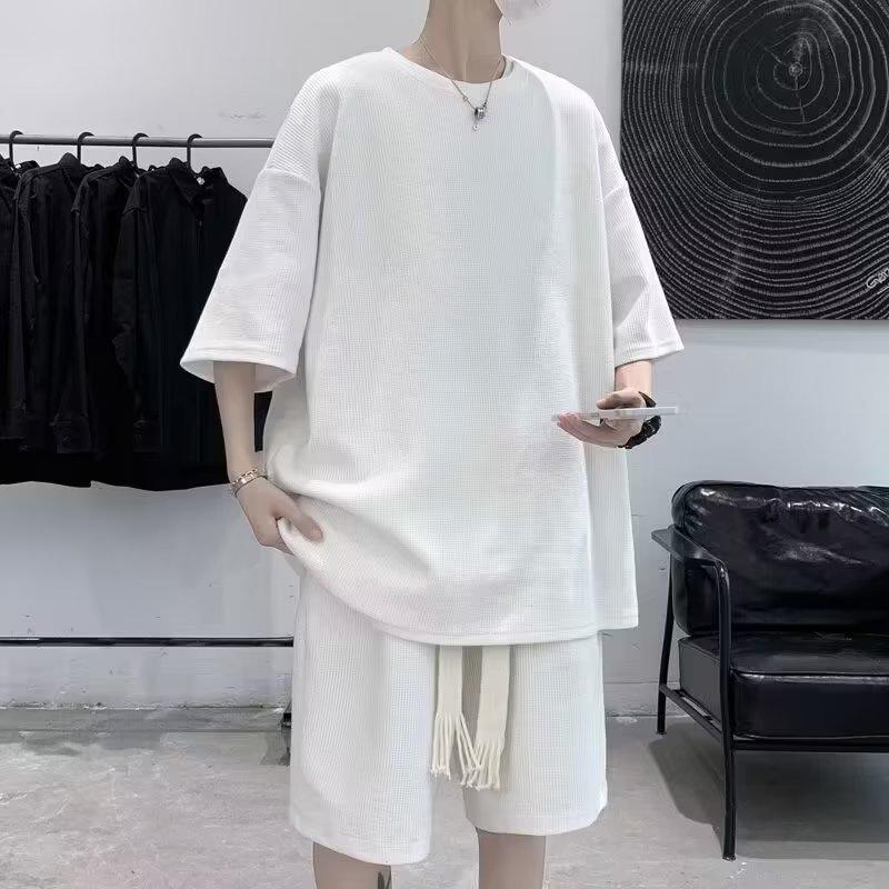 

Модный спортивный комплект с вафельным плетением для мальчиков с короткими рукавами - Крутой летний повседневный наряд M белый