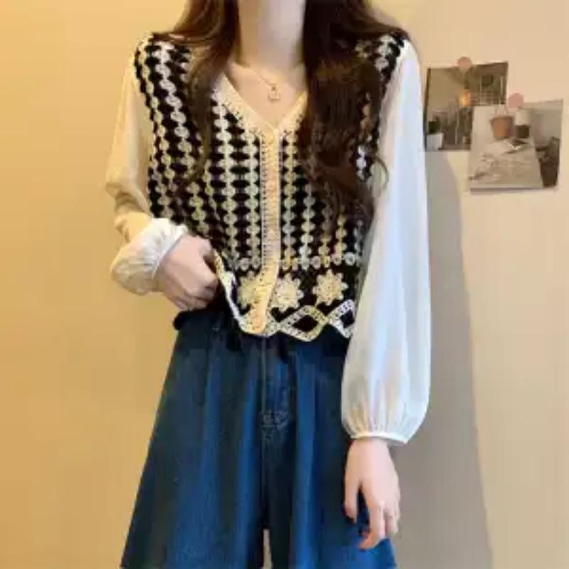 Hochtaillierter Strick-Cardigan Sonnenschutz-Shirt Blume Ausgehöhltes Top für Damen im Frühling V-Ausschnitt Kurz