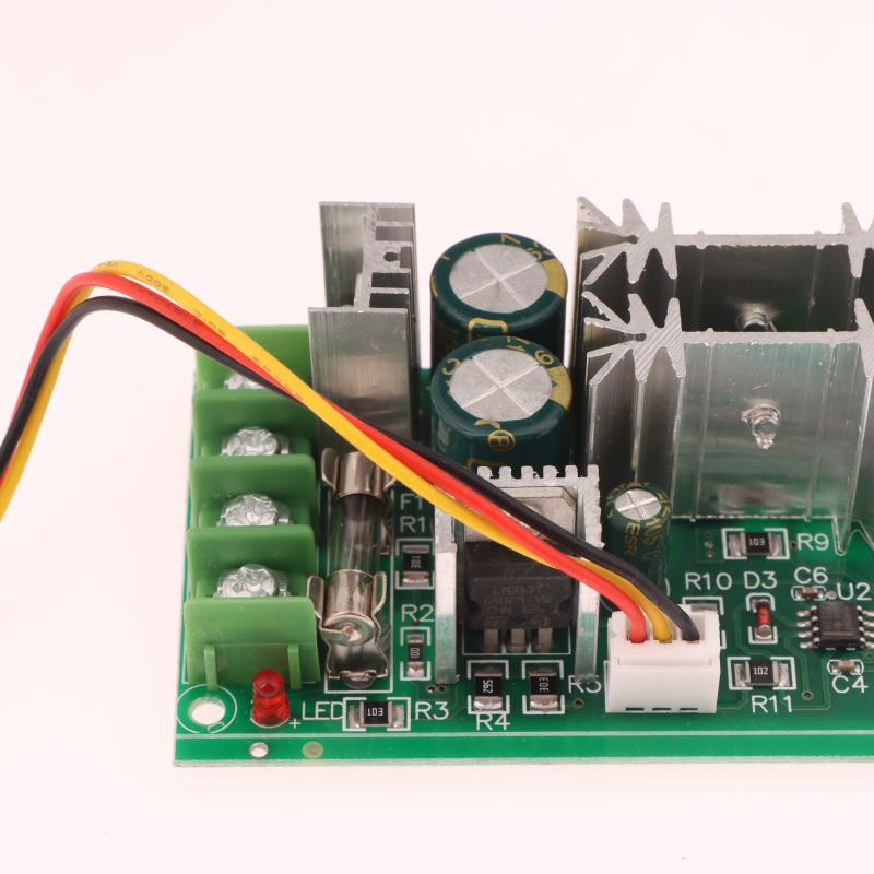 

1 Комплект ШІМ Регулятор швидкості двигуна 20A Регулятор струму DC10-60V Регулятор швидкості двигуна постійного струму 12V 24V 36V 48V Модуль приводу високої потужності