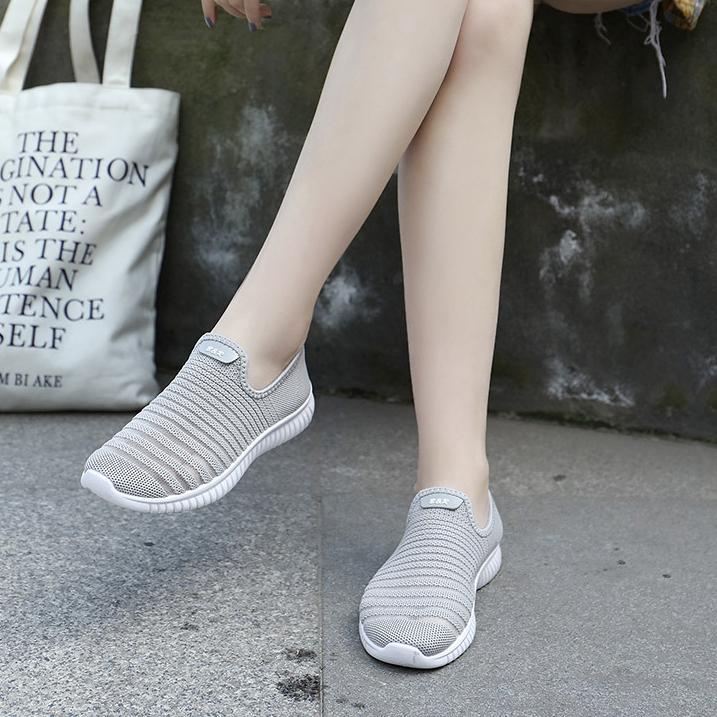 2025 Summer Casual Breathable Flat Women Shoes Canvas Shoes Women's Mesh Sneakers Fly Weave Lightweight Hollow Sneakers Women