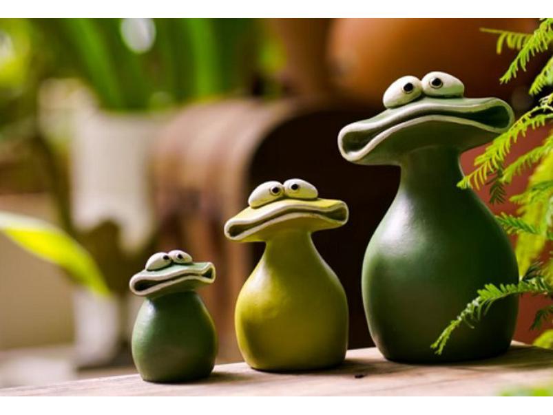 Cross-border Big Mouth Frog Parody Figurine - Cute Resin Home & Garden Decor