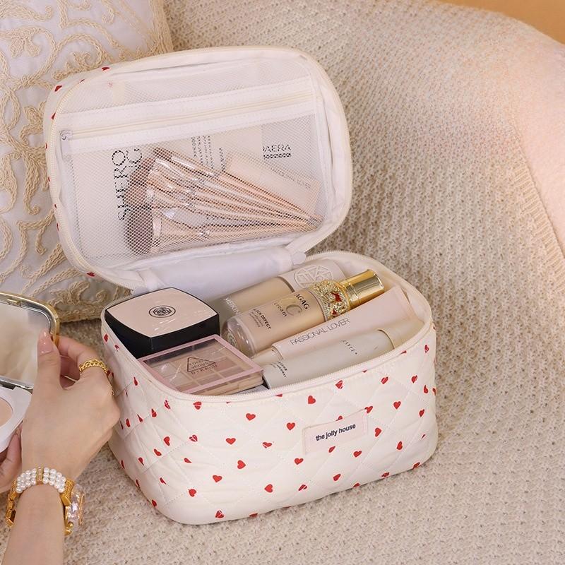 Polyester Heart Pattern Travel Makeup Bag With Breathable Storage For Women
