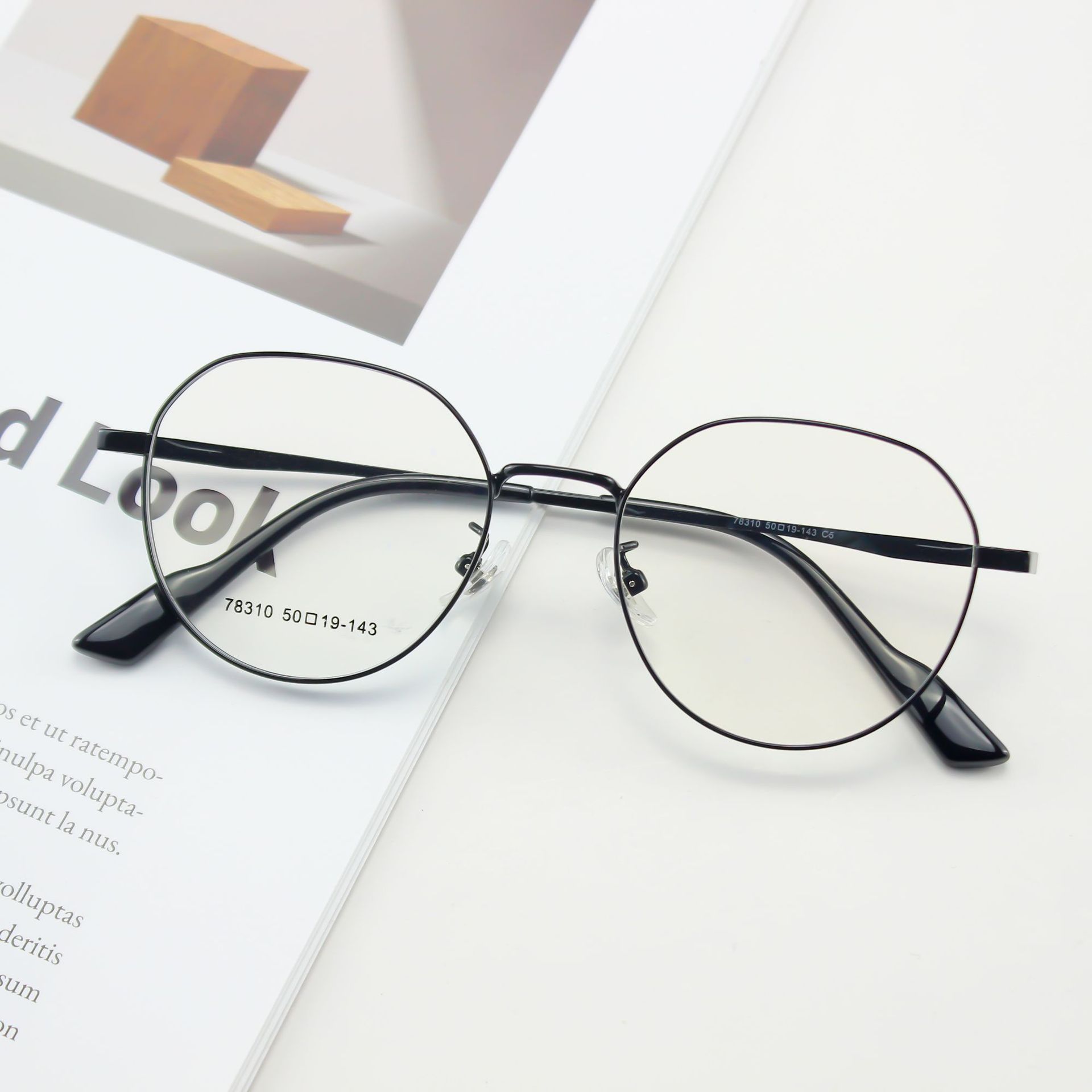 

Новые модные трендовые очки, художественная металлическая ретро-простая полигональная оправа для очков, может быть оснащена анти-синим светом