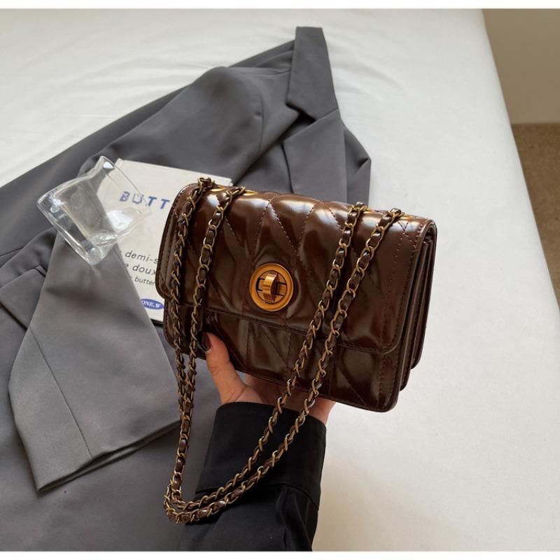 Fashion diamond underarm bag women's trend high-end shoulder bag winter new niche women's bag
