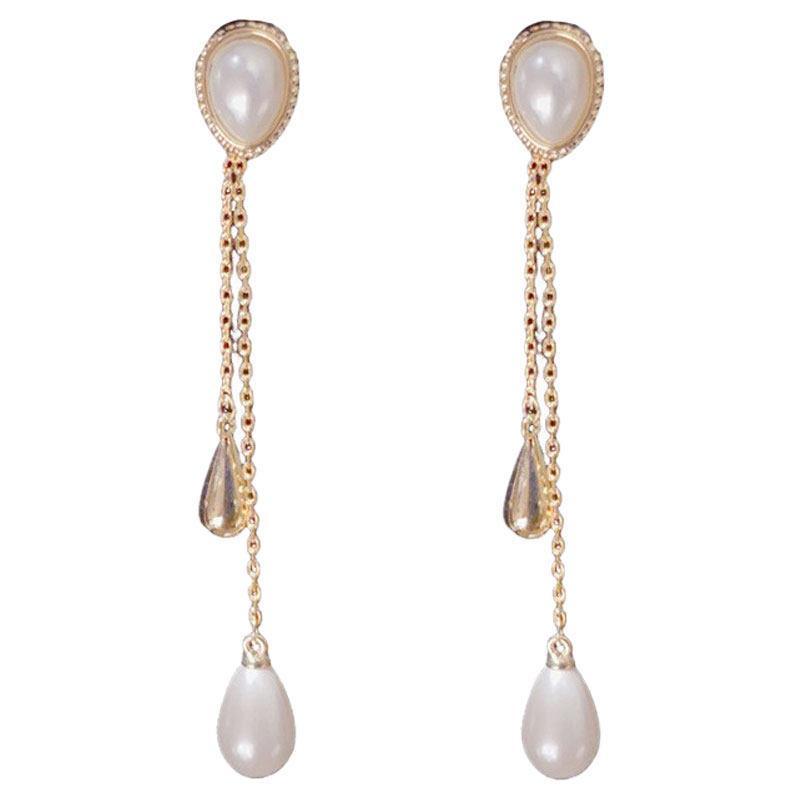 French light luxury fashion gentle and versatile water drop-shaped pearl long fringed earrings with simple personality and cold wind earrings