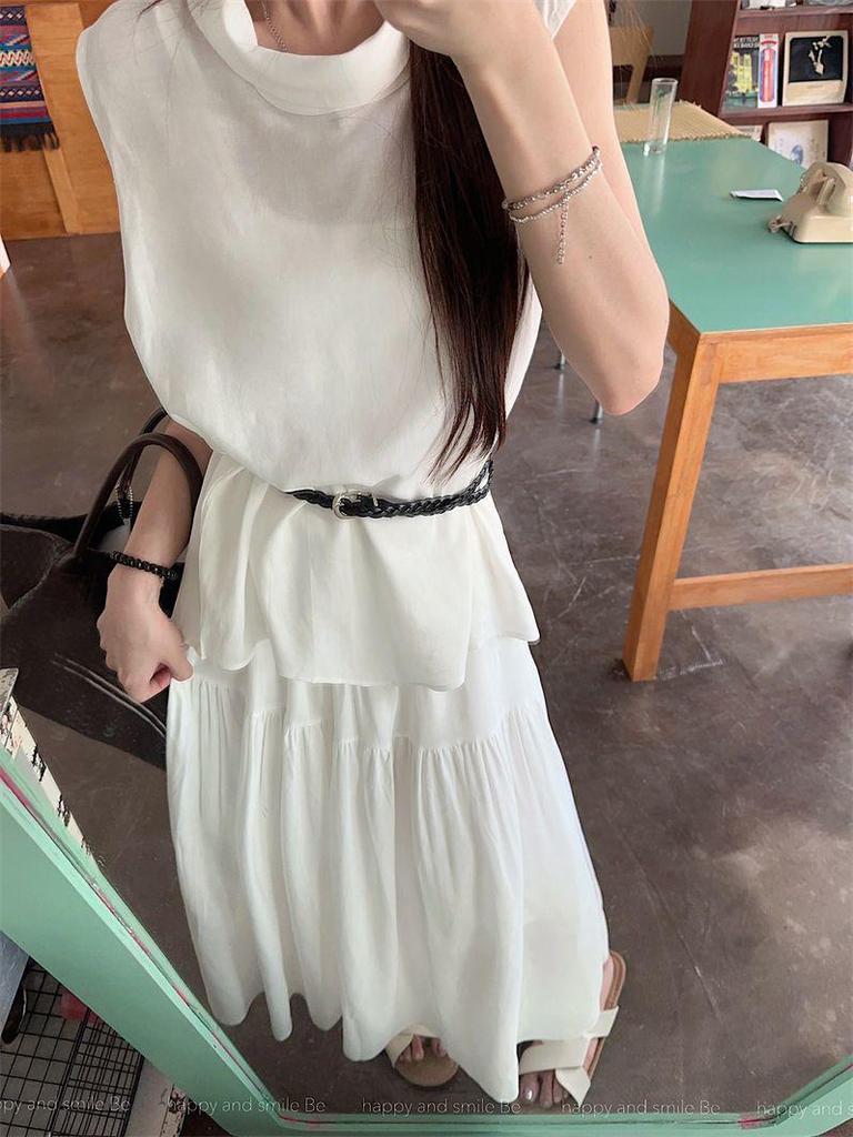 French Chic Sleeveless Top & High-Waisted Skirt Set - Summer 2026 Fashion