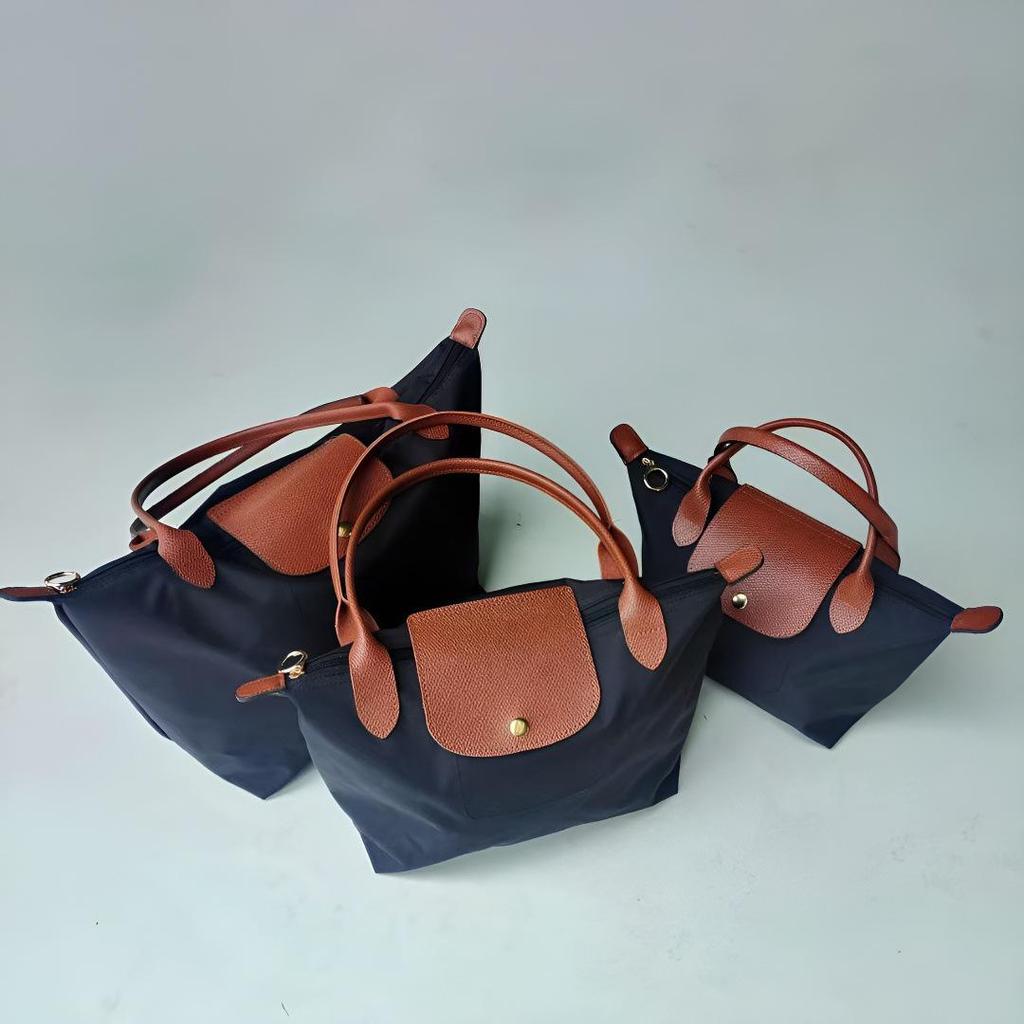 Classic Foldable Handbag: Fashionable and Versatile Tote In Large, Medium, and Small Sizes