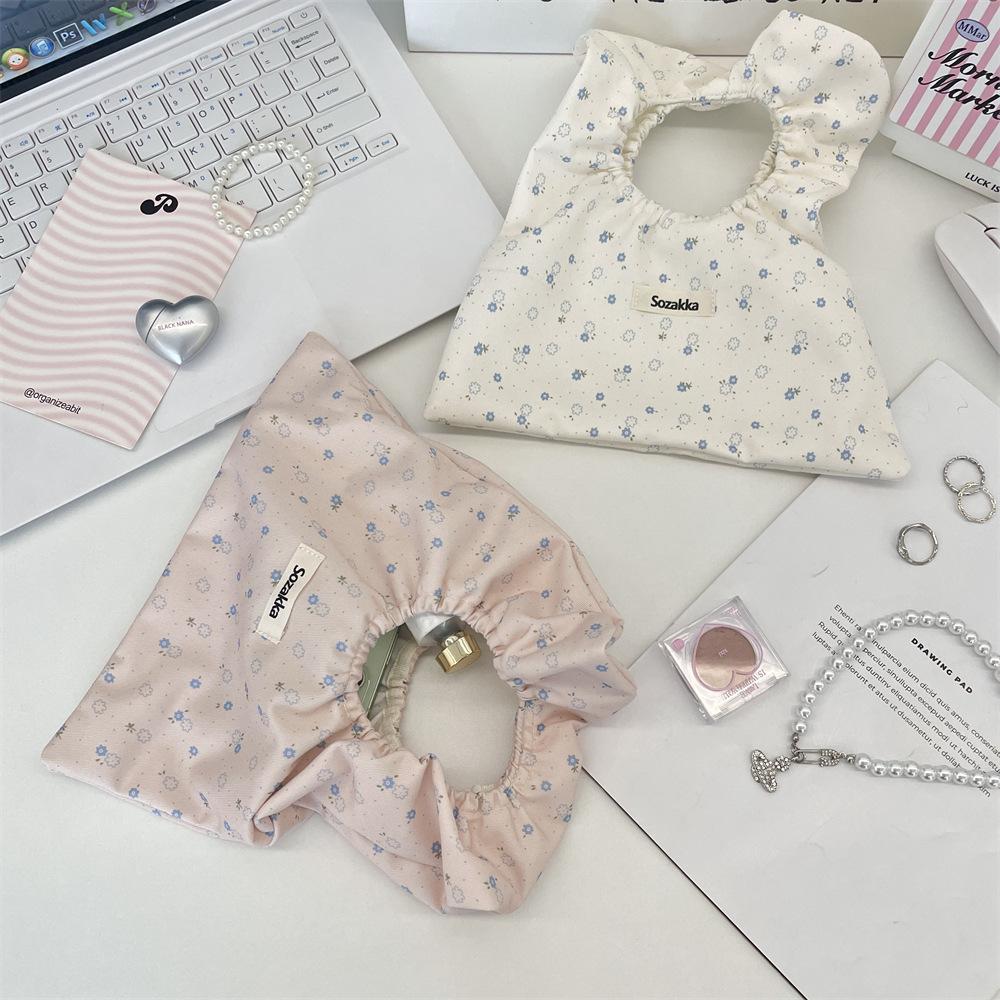 Girl pleated commuter wrist bag small fresh woman hand carry canvas shopping bag handbag