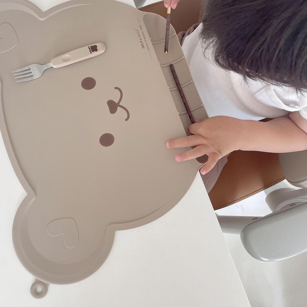 JulyMoly Children's Silicone Placemat: Waterproof, Oil-Proof, Heat-Resistant Mat for High Chair and Kindergarten Use.