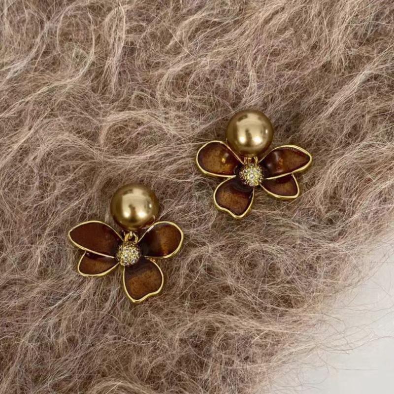 New Retro Trendy Coffee Color Imitation Pearl Flower Hanging Earrings, Women's Y2k Personalized Creative Holiday Accessory Gifts