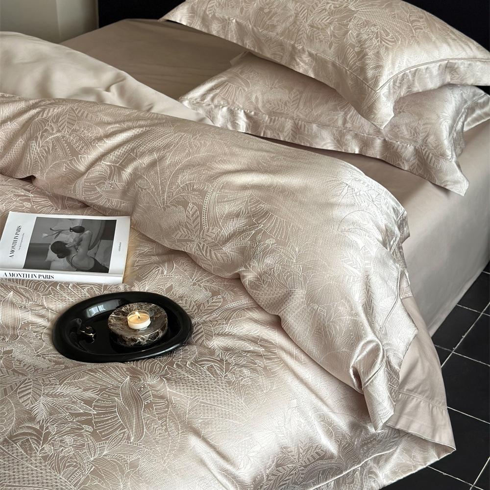 Pure Cotton Bedding Four-piece European Classical Simple Skin-friendly Breathable Bed Sheet Quilt Cover Pillowcase Kit