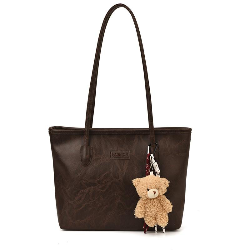 Street Style Large Capacity Womens Tote Bag With Zipper Closure And Internal Phone Pocket