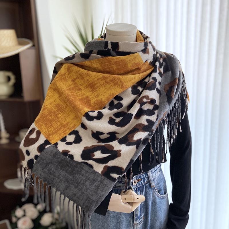 Double-Sided Leopard Print Cashmere-Feel Scarf with Tassels - Women's Autumn/Winter Neck Warmer