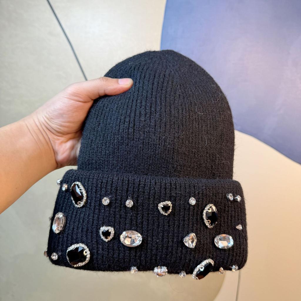 Luxury Rhinestone Rabbit Fur Knit Hat for Women, Autumn and Winter White Knitted Hat, Large Head Circumference, Face Slimming, Trendy Beanie