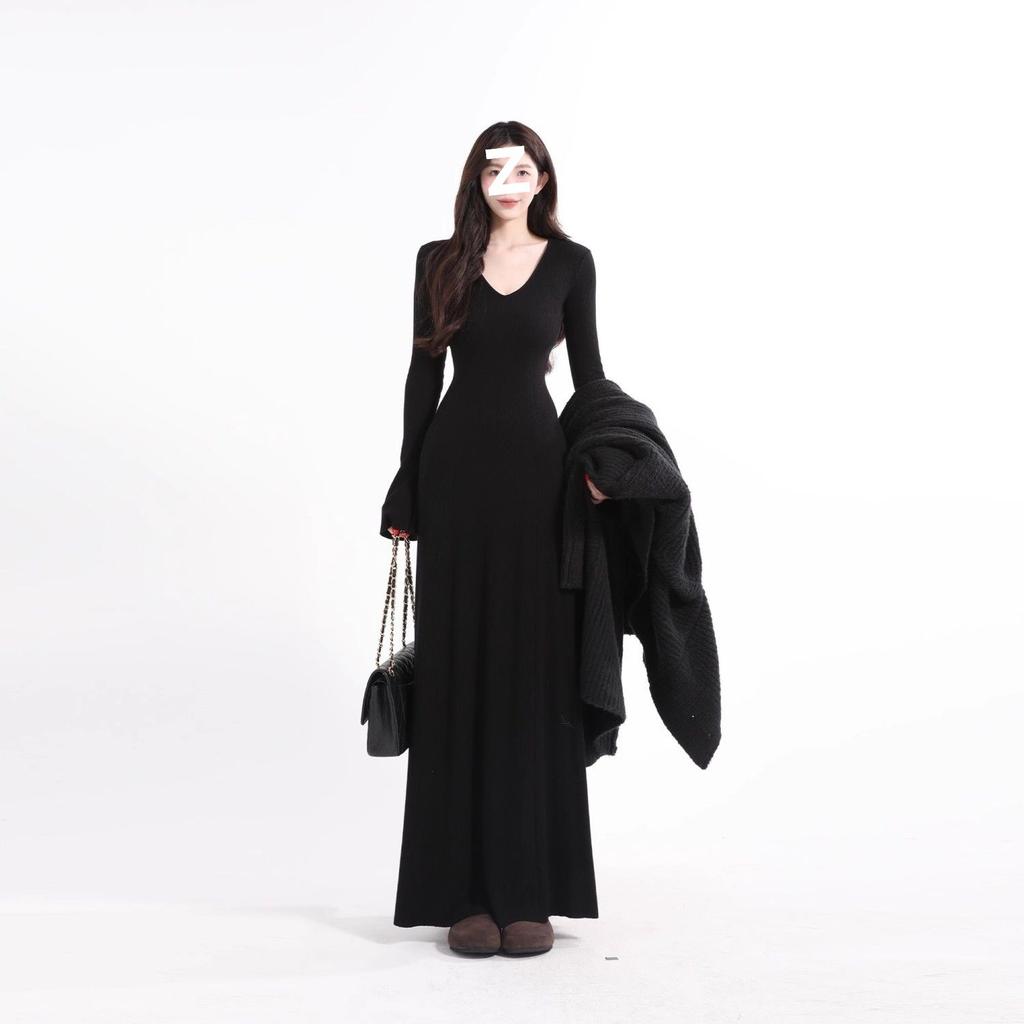 Small High-end Black Knitted Dress Spice Girl Pure Desire Autumn and Winter Coat with Bottom Dress