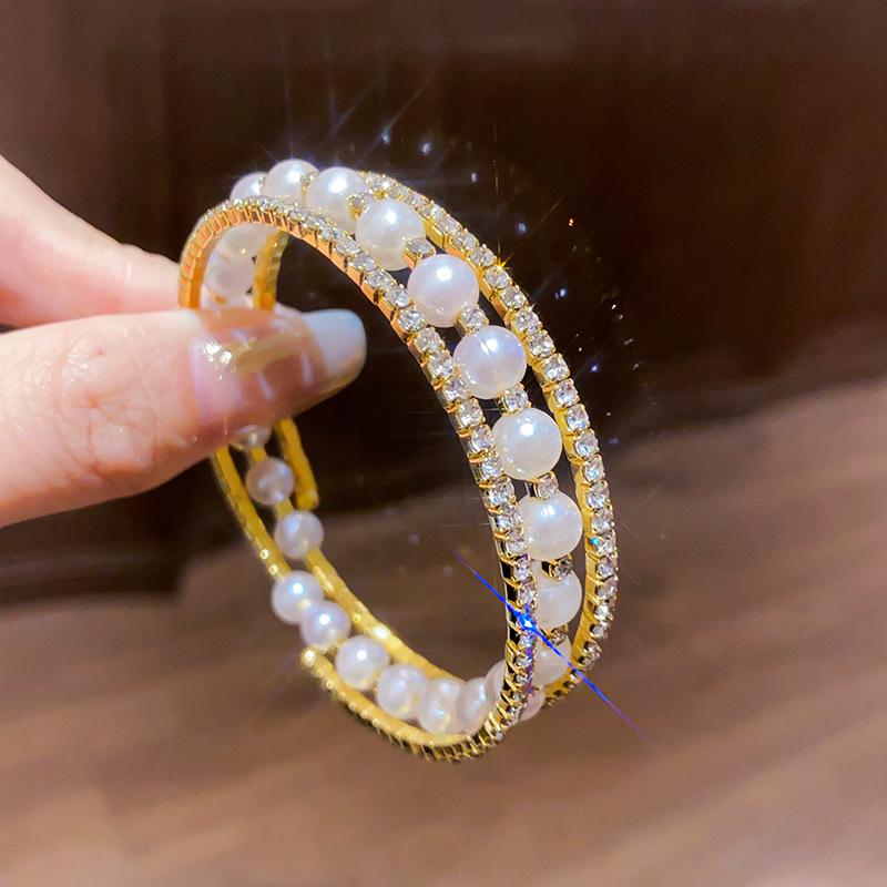 Многослойный браслет-манжета в корейском стиле со стразами и жемчугом: Элегантные украшения для рук для женщин
