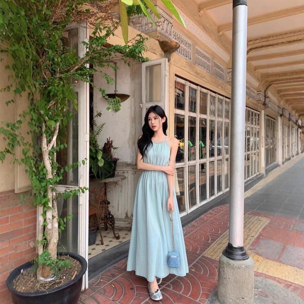 French sweet sleeveless neck sling dress women's summer new small seaside vacation dress