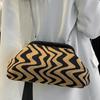 Autumn Fashion Casual Wave Knitted Shoulder Bag Striped Large Capacity Daily Clip Bag Simple Messenger Bag