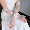 Durchsichtige Zarte Hochzeits-Armstulpen Fingerlose Spitze Handschuhe mit Stickerei Blume für Braut Besondere Anlässe Verkleiden
