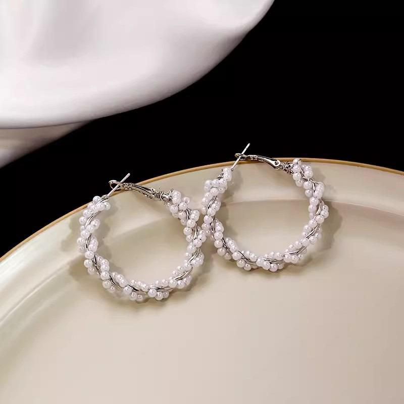 Women S925 Silver Needle Pearl Wrapped Circle Fashion Earrings Light Luxury Jewelry