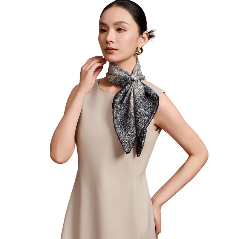

Shanghai Story 100% Mulberry Silk Twill Scarf 65*65cm