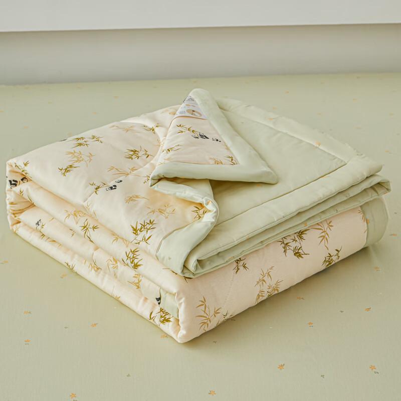 Yalu Kung Fu Bear 100% Cotton Lightweight Quilt