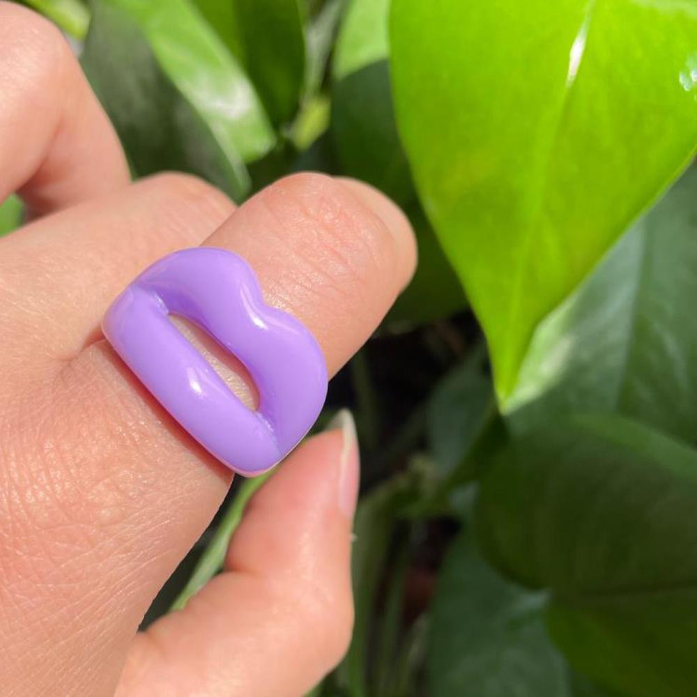 New Personality Punk Geometric Acrylic Square Resin Rings Fashion Jewelry Lips Finger Ring