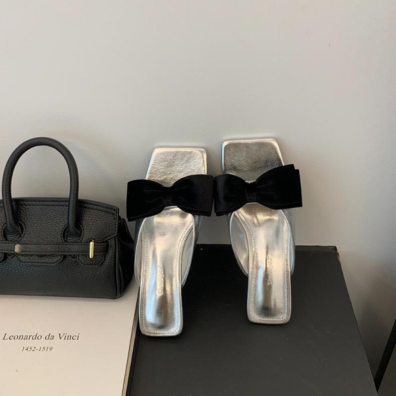 Fashion 2025 Fashion Bow Slippers Women's summer outdoor flats Comfortable square toe casual Shoes Anti slip light beach ladies slippers