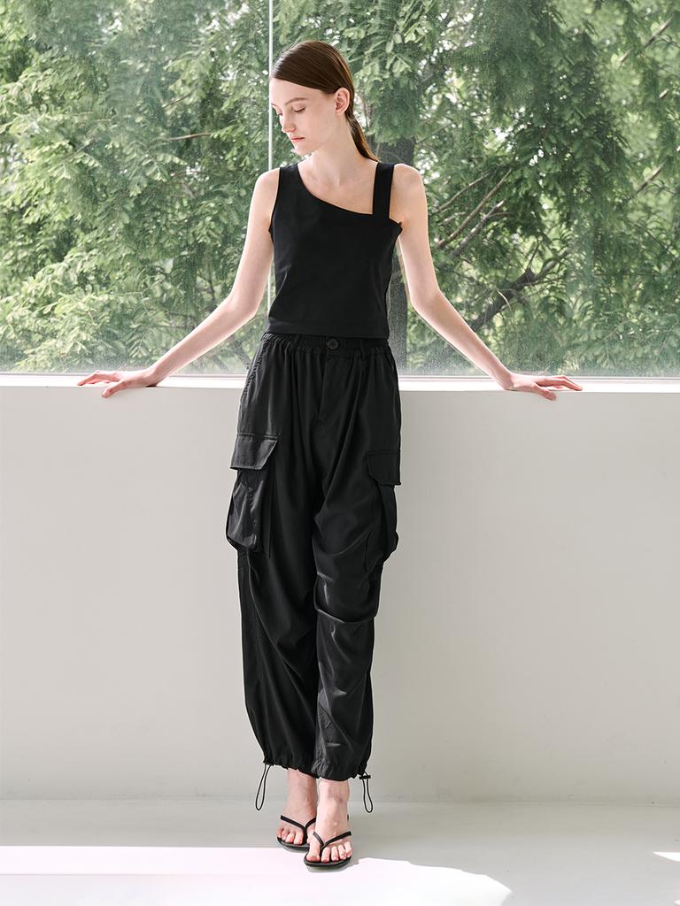 NOUVE Asymmetrical Top - Black