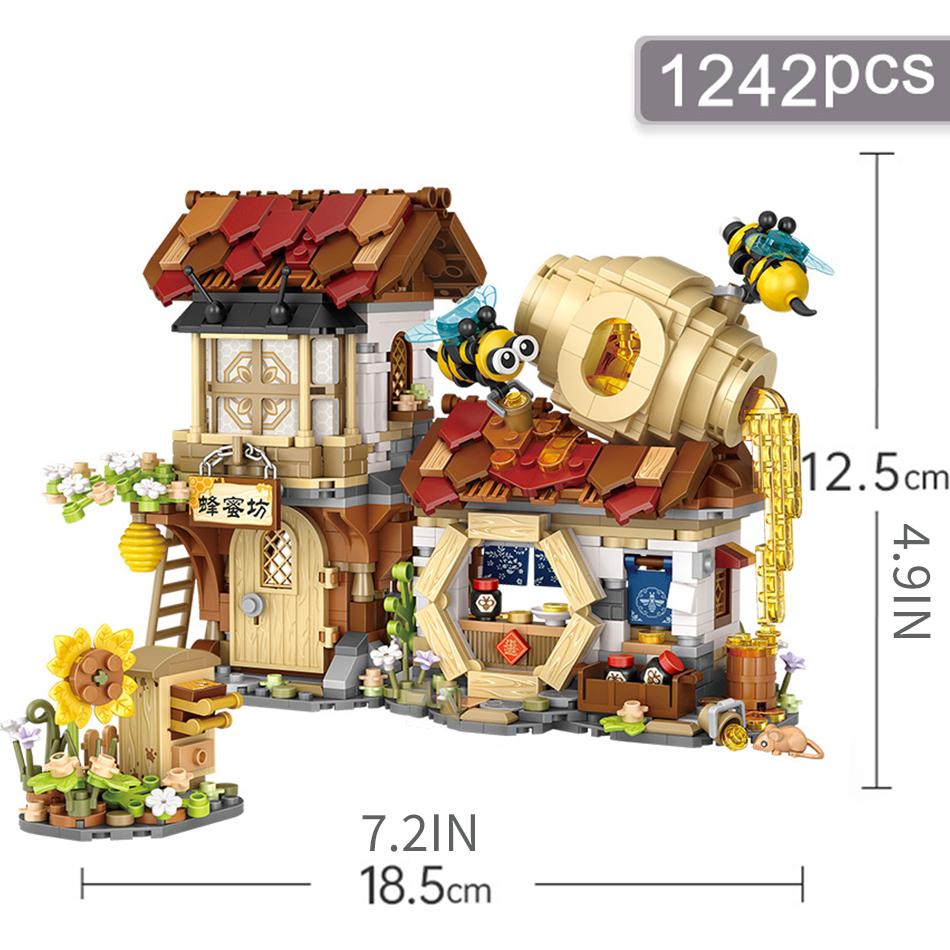 HUIQIBAO City Mini Street View Panda Tea House Model Building Blocks DIY Little Bear Coffee Shop Bricks Toys for Children Adult