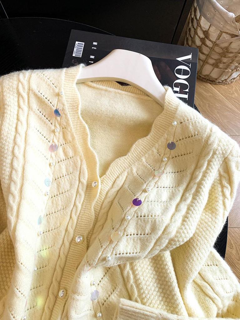 2026 Early Autumn Sequin Beaded Versatile Sweater Coat