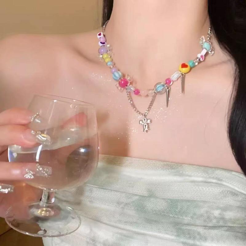 Candy color dopamine necklace female versatile niche design beaded collarbone chain sweet cool girl neck chain jewelry