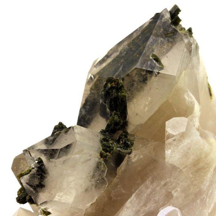 Pierres et Minéraux. Quartz + Epidote. 2152.0 ct. Caetité, Bahia, Brésil.