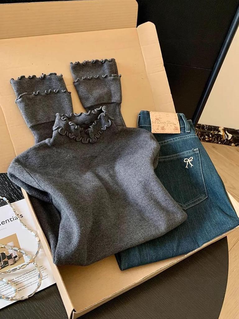 Women's Chic Solid Color Half-High Collar Top with Wood Ear Edge for Autumn & Winter