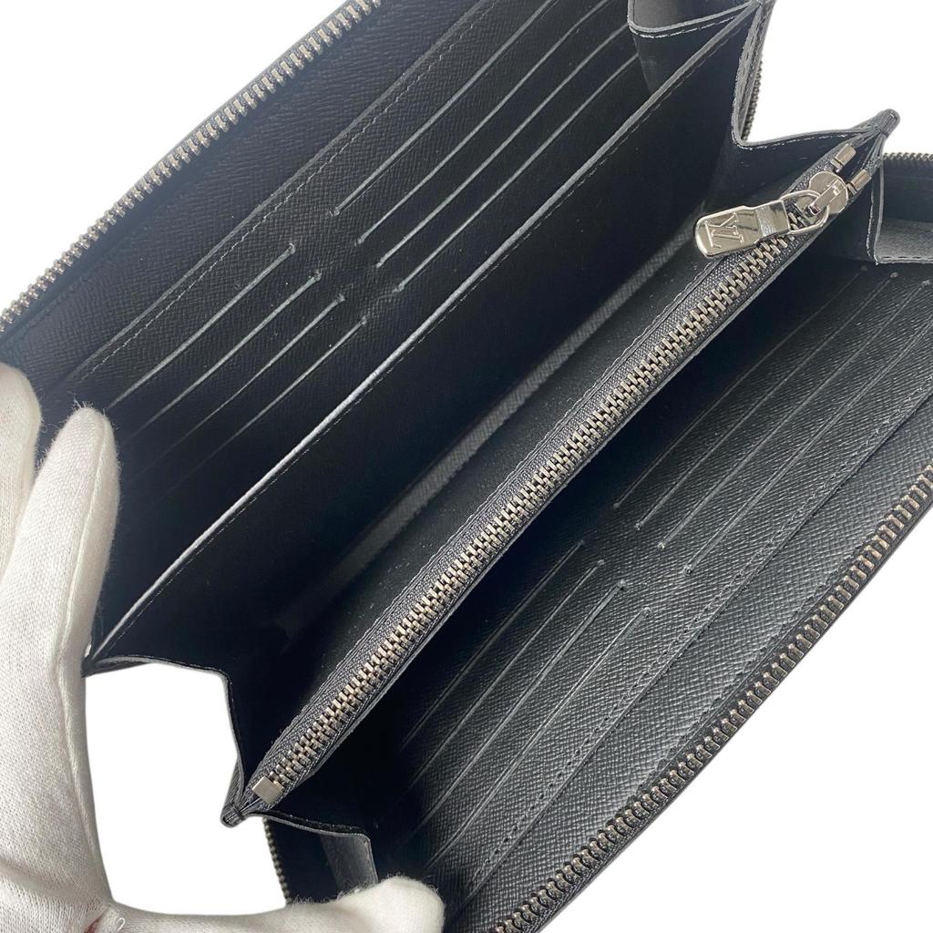 Used LOUIS VUITTONPurse black PVC mens