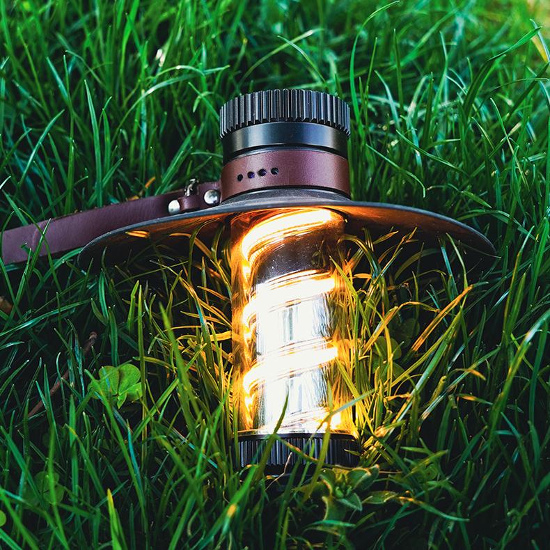 New outdoor camping lamp outdoor camping long-beam lighting high capacity double helix atmosphere illumination flashlight