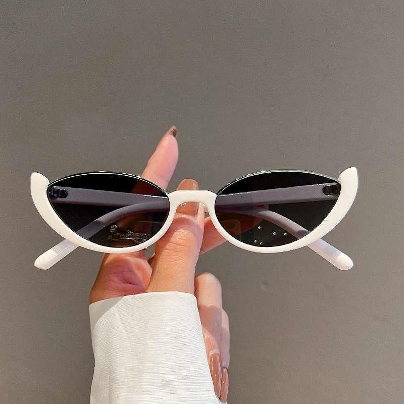 Women's Retro Cat Eye Sunglasses Gradient Lens UV Protection Luxury Branded Design Travel Holiday Fashion Accessory