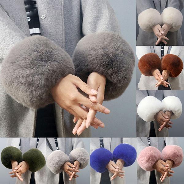 Super Soft Wrist Cuff Sleeves Winter Women Faux Rabbit Fur Warmer Fur Wrist Arm Bracelet Female Accessories
