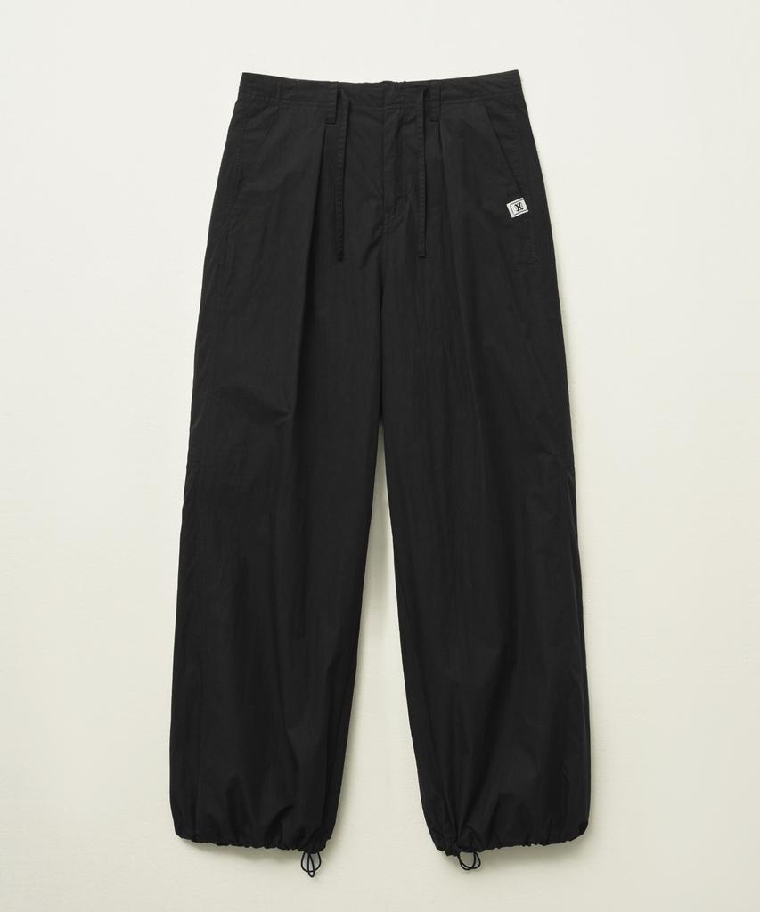 Seteo Curved Parachute Pants Black