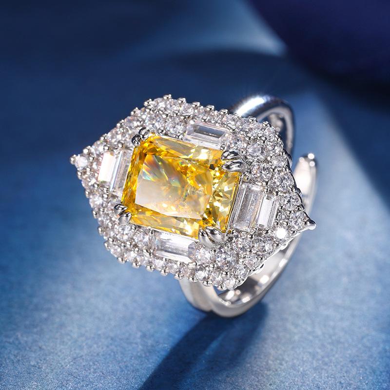 Autumn And Winter Jewelry Set High Carbon Diamond Ice Flower Cut Copper Inlaid Yellow Diamond Set Main Stone 8 * 10