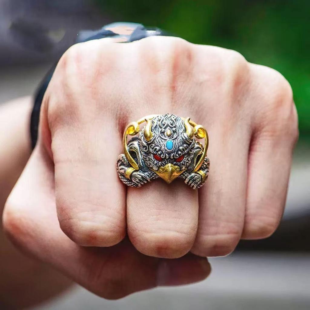 Golden-Winged Garuda Ring: Vintage Ethnic Gemstone with High-End Style