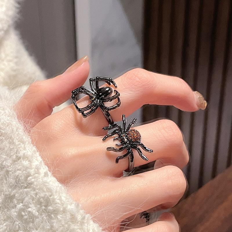 Gothic Fashion Zircon Rings For Women Girls Crystal Black Spider Open Ring Hip Hop Punk Irregular Animal Finger Jewelry Halloween Gift