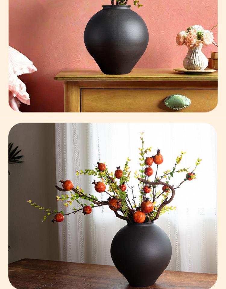 Jingdezhen Ceramic Vase: Retro Chinese Pottery for Living Room or Dining Table Flower Arrangements.