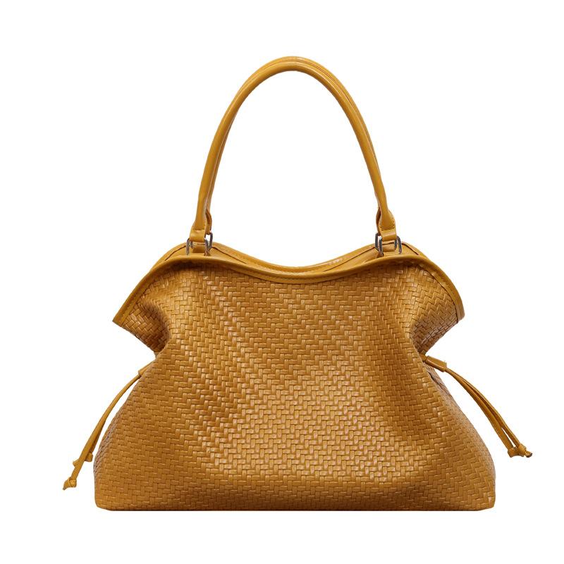 Large-capacity Woven Pattern Small Shoulder Bag, Trendy and Casual Tote Bag
