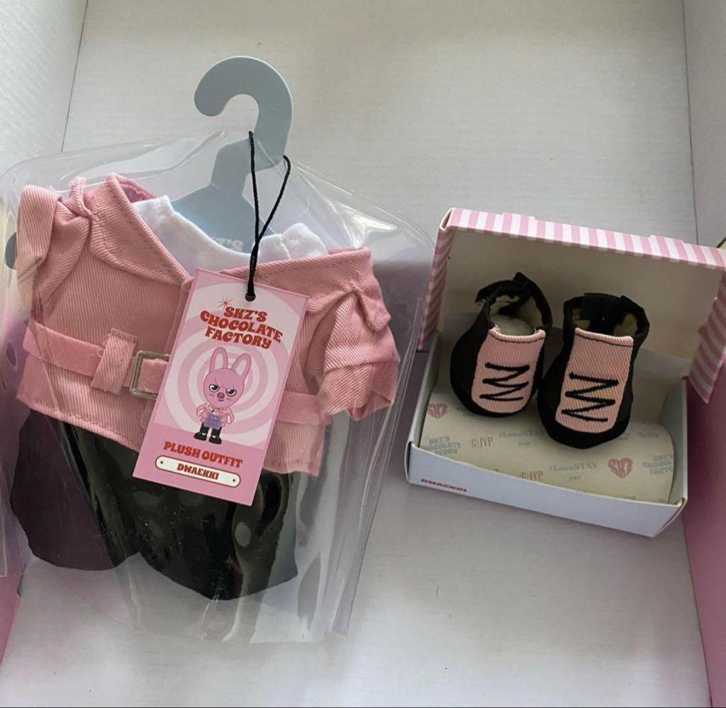 [USED] Stray Kids skzoo Changbin Plush Costume