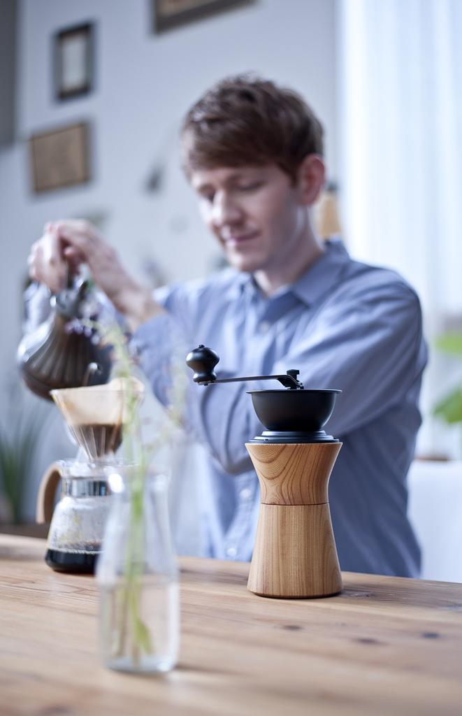 MokuNeji X Kalita COFFEE MILL Wooden Zelkova Coffee Mill
