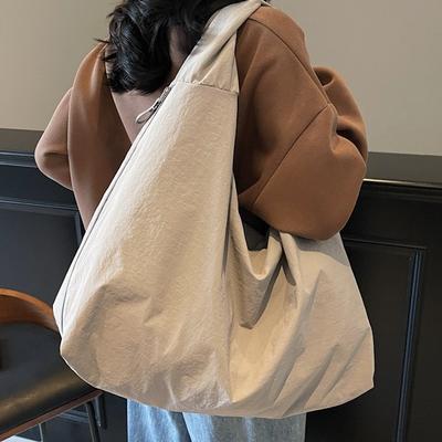 Modna torba tote z nylonu w stylu casual damska jednolity kolor wiatr wszechstronna o dużej pojemności torba na zakupy dojazdowa na ramię pod pachę