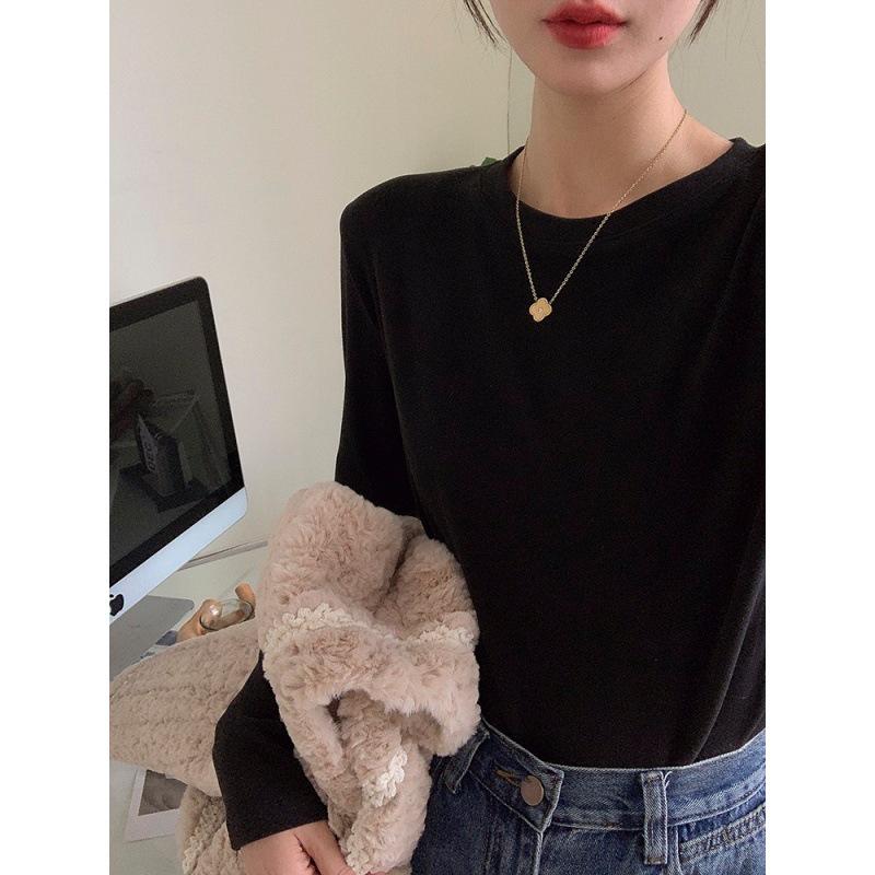 

Women s Thickened German Velvet Base Layer Top: Warm, Double-Sided Brushed, Slim Fit, Round Neck, Long Sleeve, Stylish Autumn/Winter T-Shirt S (80-95 kg) чорний
